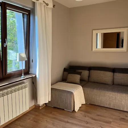 Apartment & 28 *