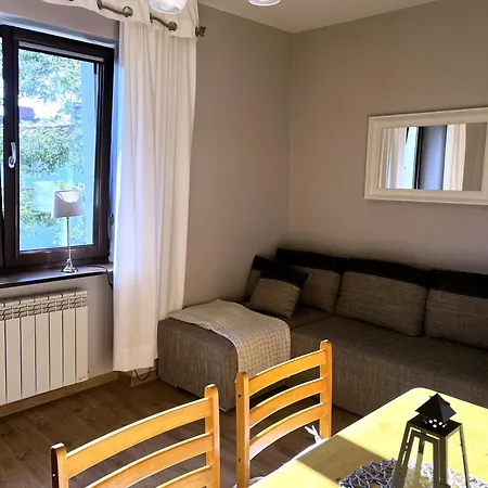 Apartment & 28 *